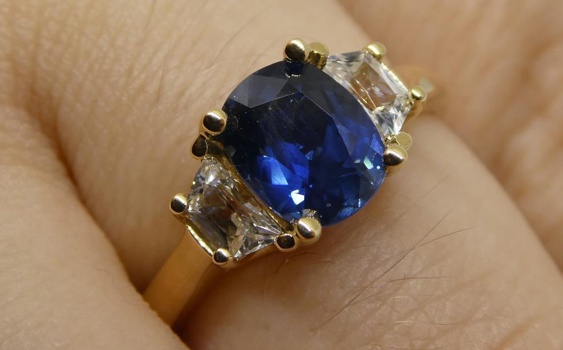 What is a Good Budget for an Engagement Ring?