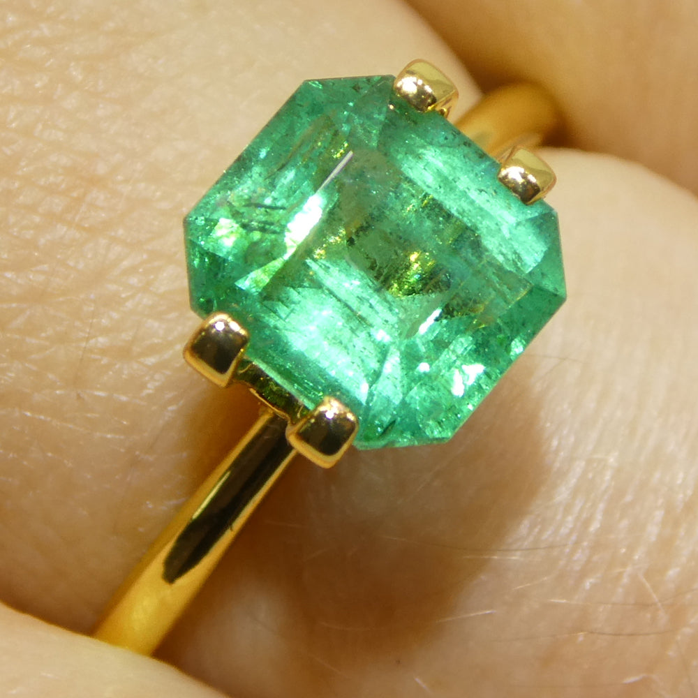 1.92ct Octagonal/Emerald Cut Green Emerald from Zambia - Skyjems Wholesale Gemstones
