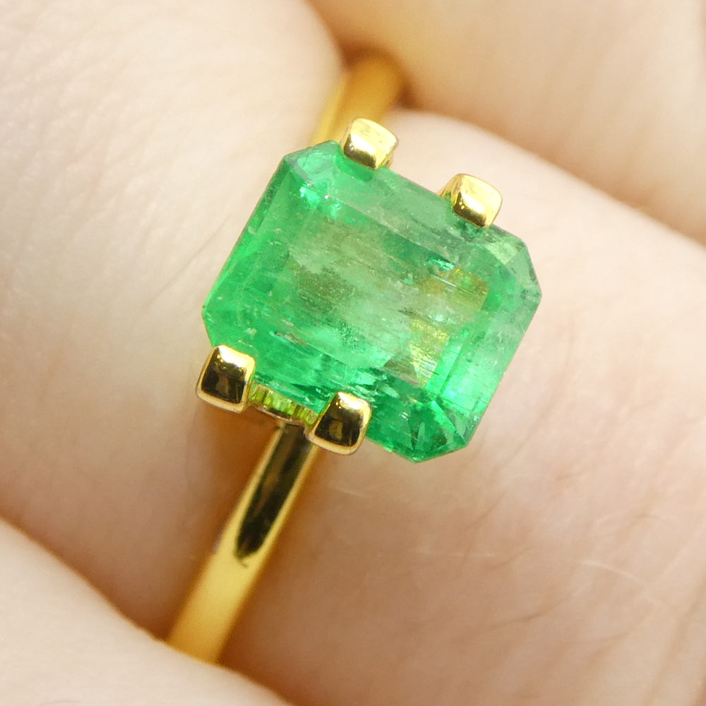 1.47ct Octagonal/Emerald Cut Green Emerald from Colombia - Skyjems Wholesale Gemstones