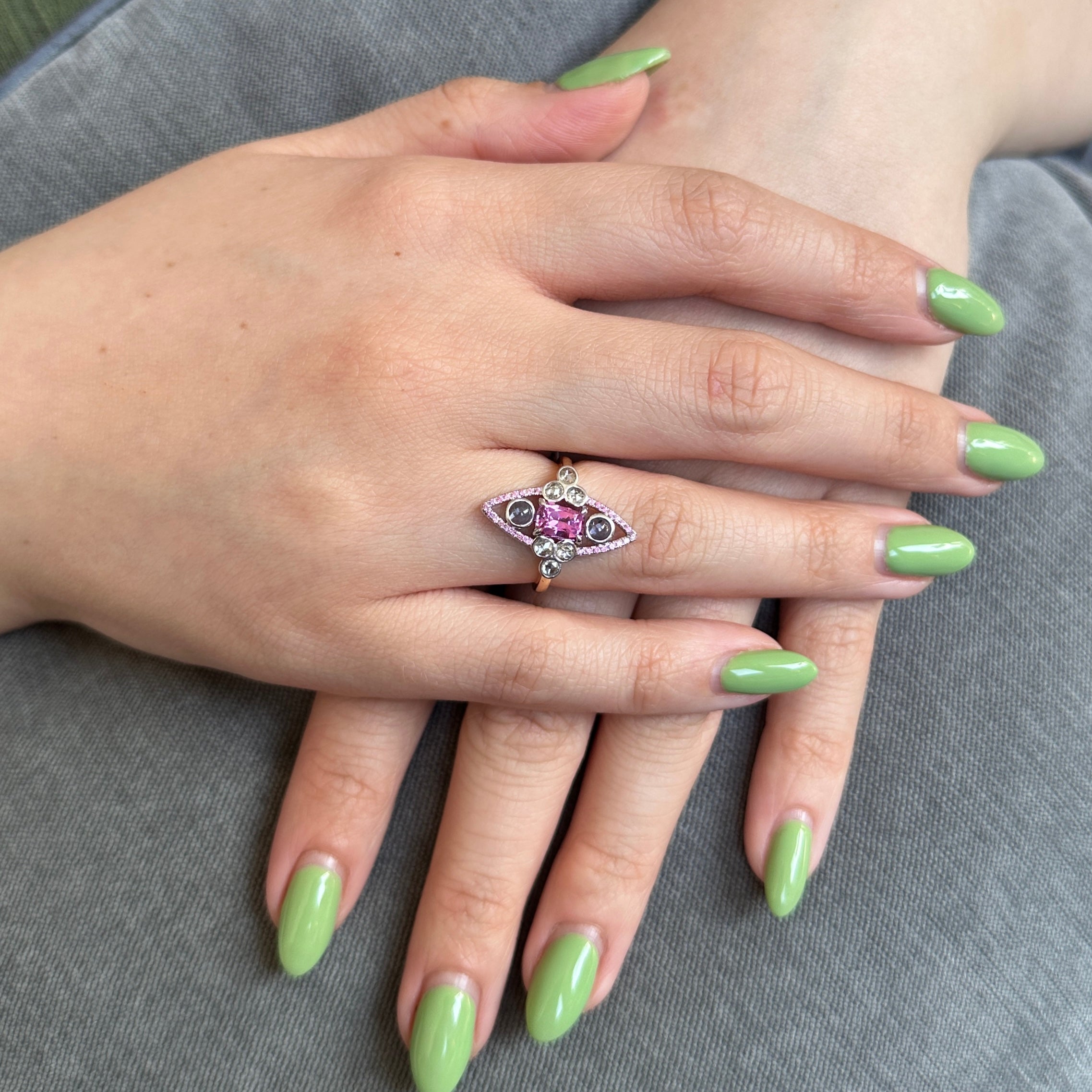 1.16ct Pink Sapphire Blue Sapphire & Diamond Cocktail Statement or Engagement Ring set in 18k Yellow and White Gold - Skyjems Wholesale Gemstones