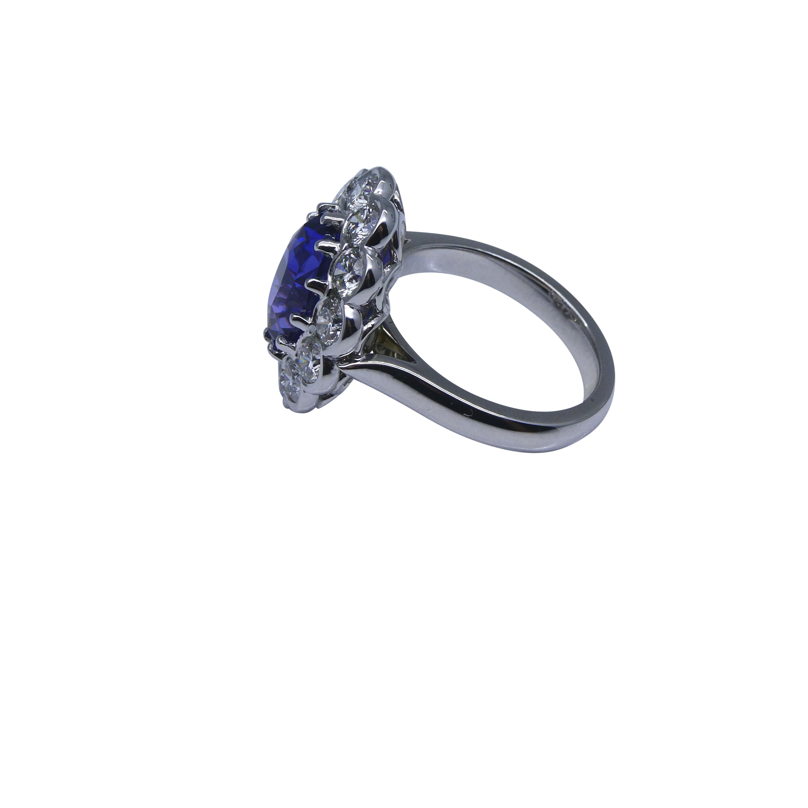 4.64ct GIA Certified Color Change Sapphire & Diamond Scallop Ring in 18kt White Gold - Skyjems Wholesale Gemstones
