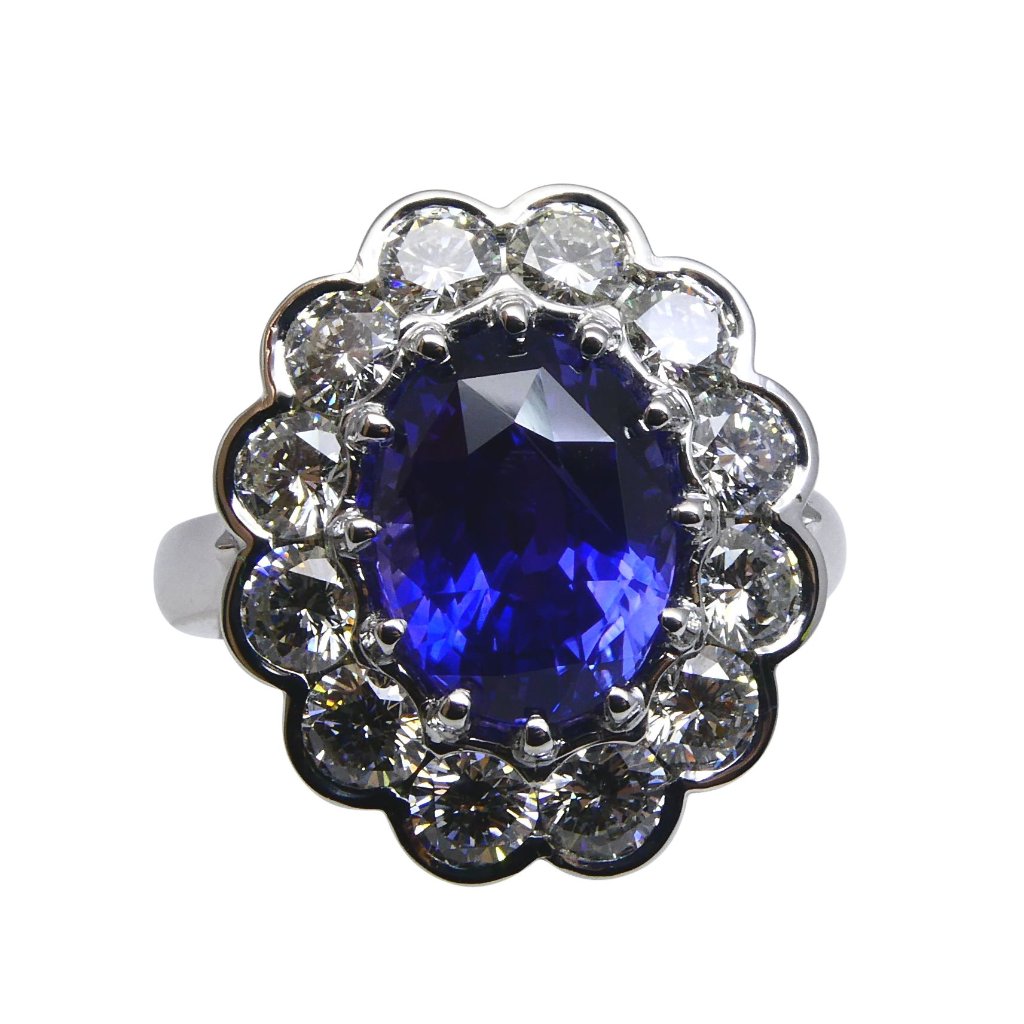 4.64ct GIA Certified Color Change Sapphire & Diamond Scallop Ring in 18kt White Gold - Skyjems Wholesale Gemstones