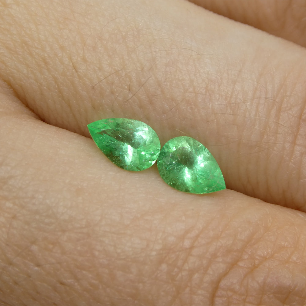 1.02ct Colombian Green Emerald Pear Pair from SkyJems - Fine Beryl Gemstone with Moderate Clarity and Vibrant Color