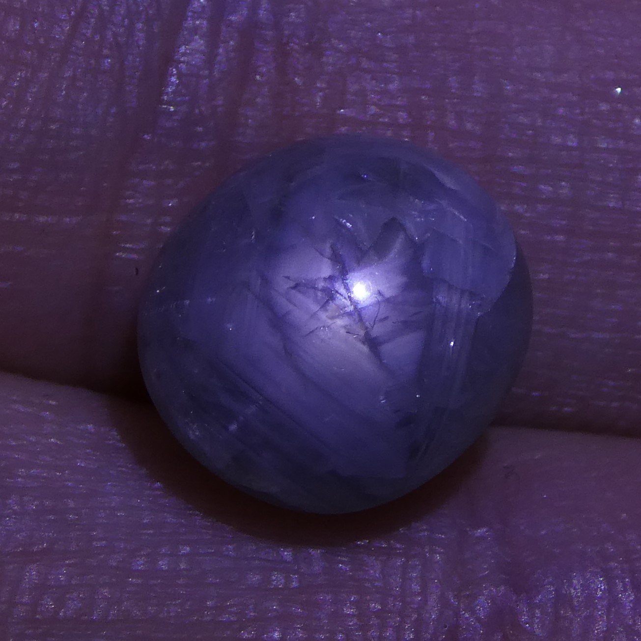 SkyJems 5.41 ct Blue Ceylon Star Sapphire - Rare Unheated Oval Cabochon with Asterism from Sri Lanka