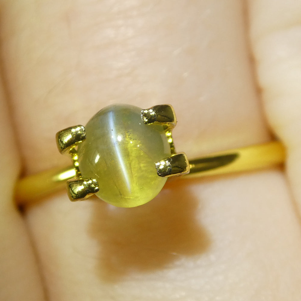 1.06ct Oval Cabochon Greenish Yellow  Cats Eye Chrysoberyl - Skyjems Wholesale Gemstones