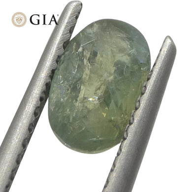 Alexandrite 0.96 cts 7.07 x 4.64 x 3.51 mm Oval Yellowish Green changing to Purple  $2000