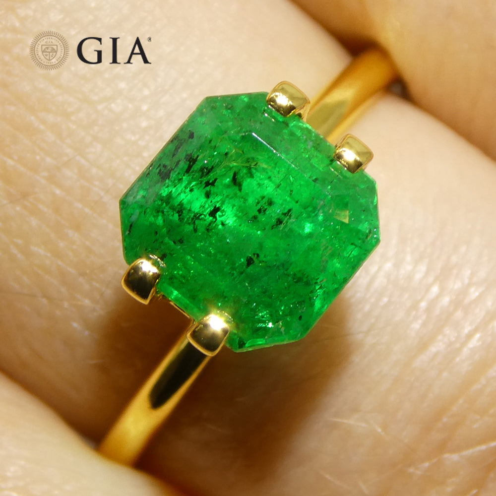 2.56ct Octagonal/Emerald Green Emerald GIA Certified Colombia - Skyjems Wholesale Gemstones