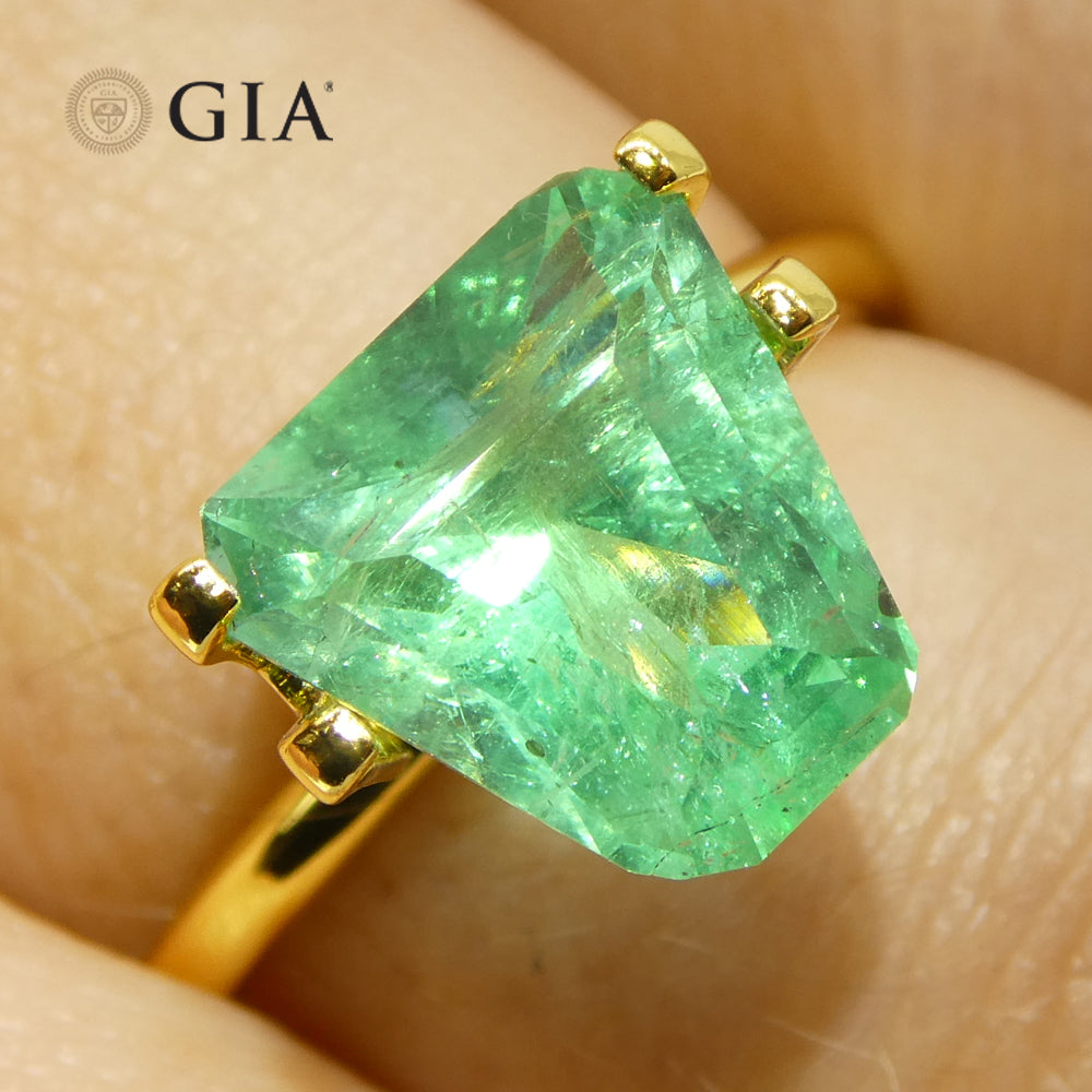 3.06ct Shield Emerald GIA Certified Ethiopian F1/Minor - Skyjems Wholesale Gemstones