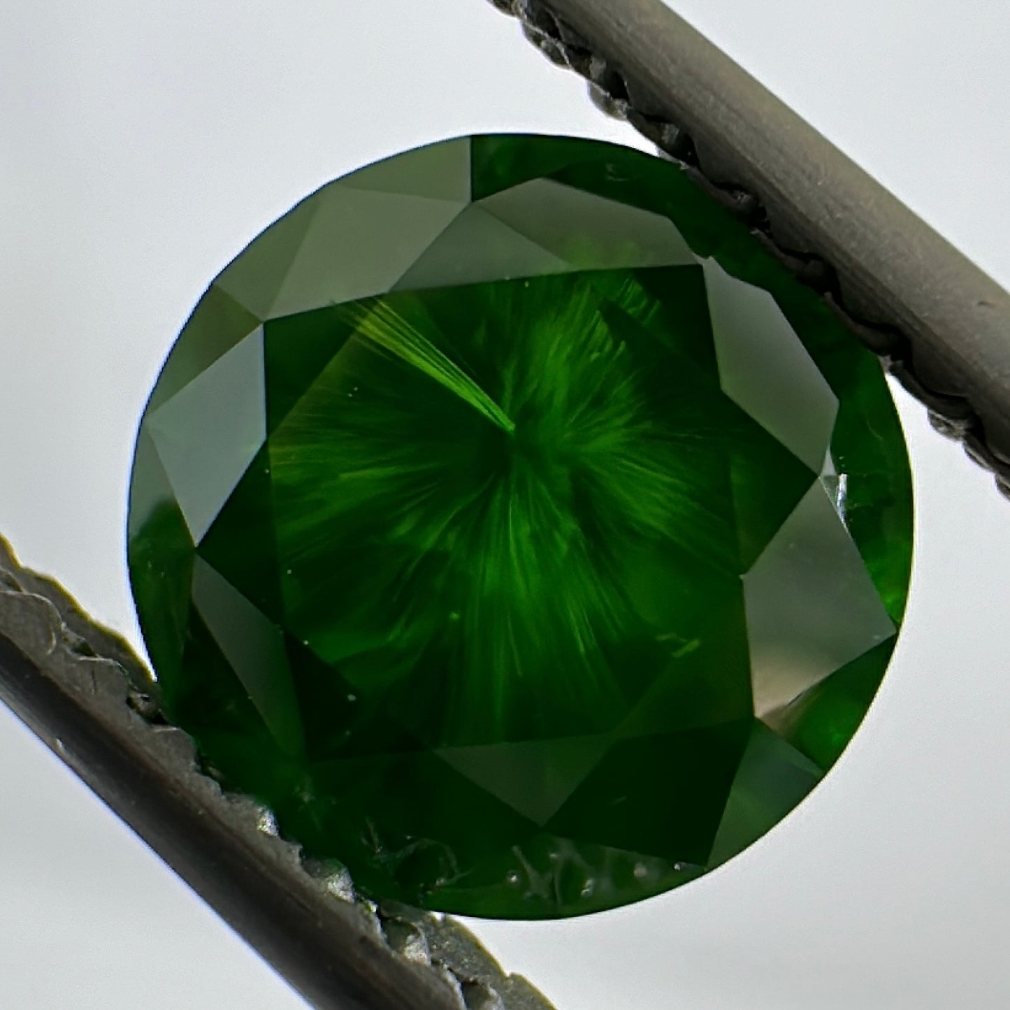 1.44ct Round Vivid Green Demantoid Garnet GIA Certified Russia Unheated - Skyjems Wholesale Gemstones