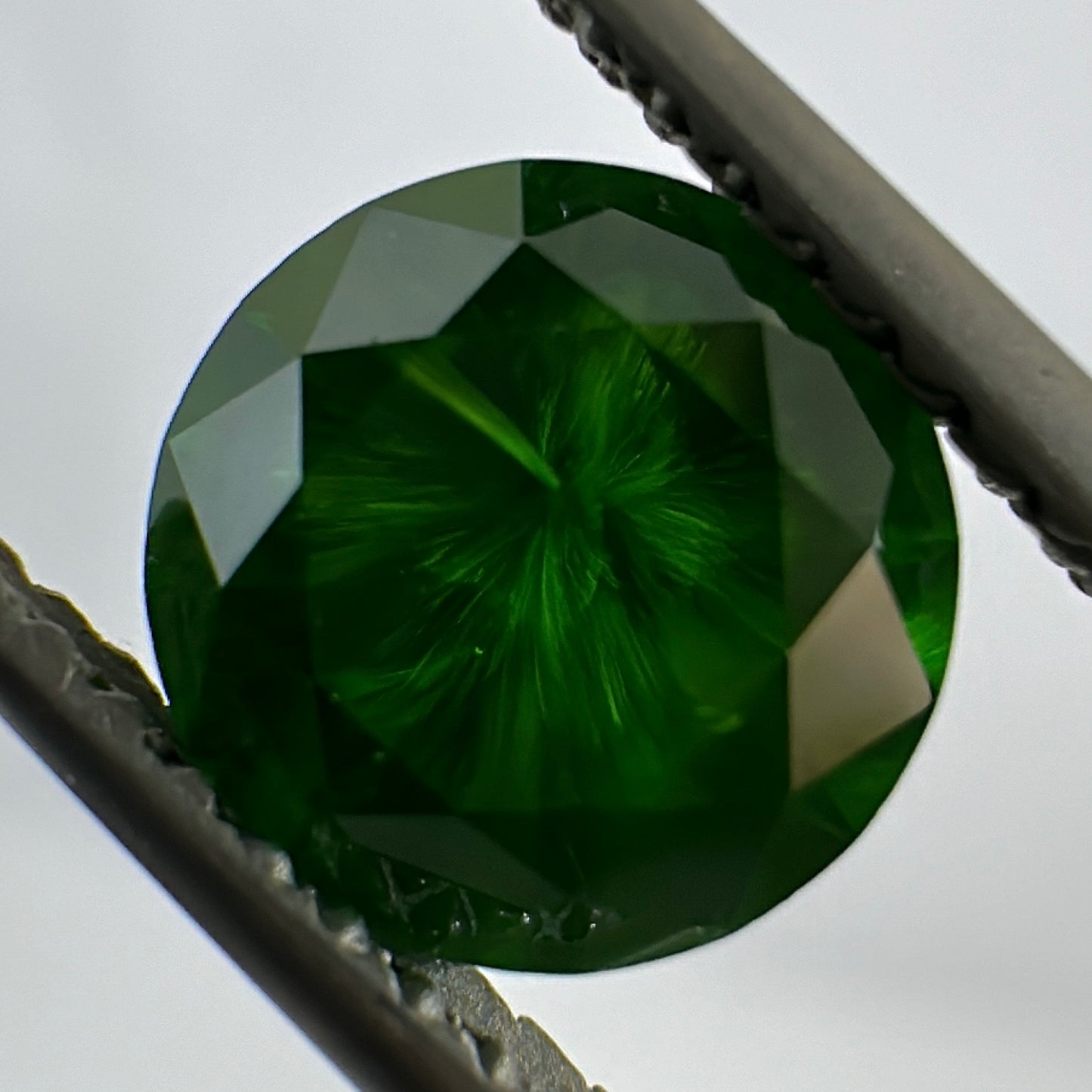 1.44ct Round Vivid Green Demantoid Garnet GIA Certified Russia Unheated - Skyjems Wholesale Gemstones