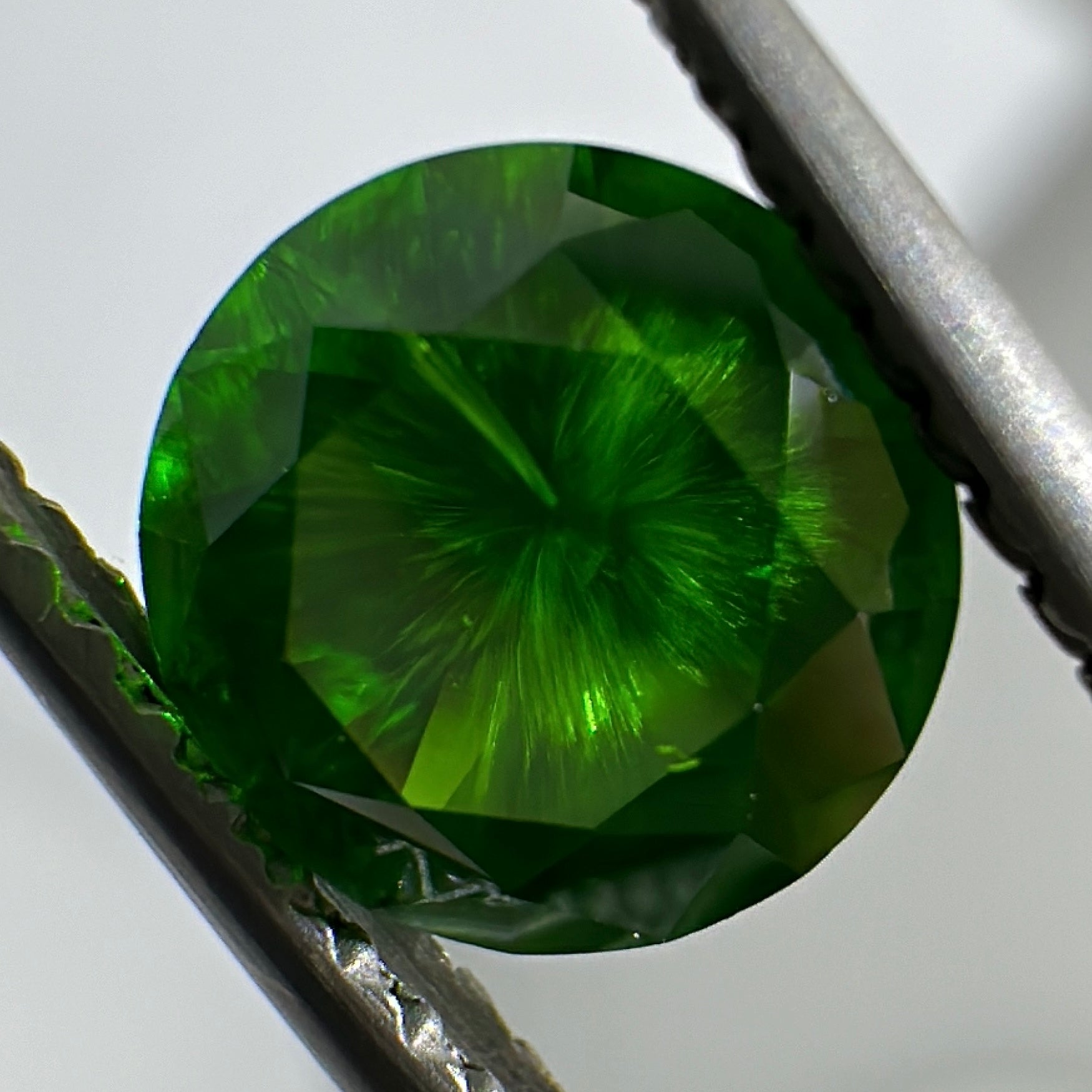 1.44ct Round Vivid Green Demantoid Garnet GIA Certified Russia Unheated - Skyjems Wholesale Gemstones