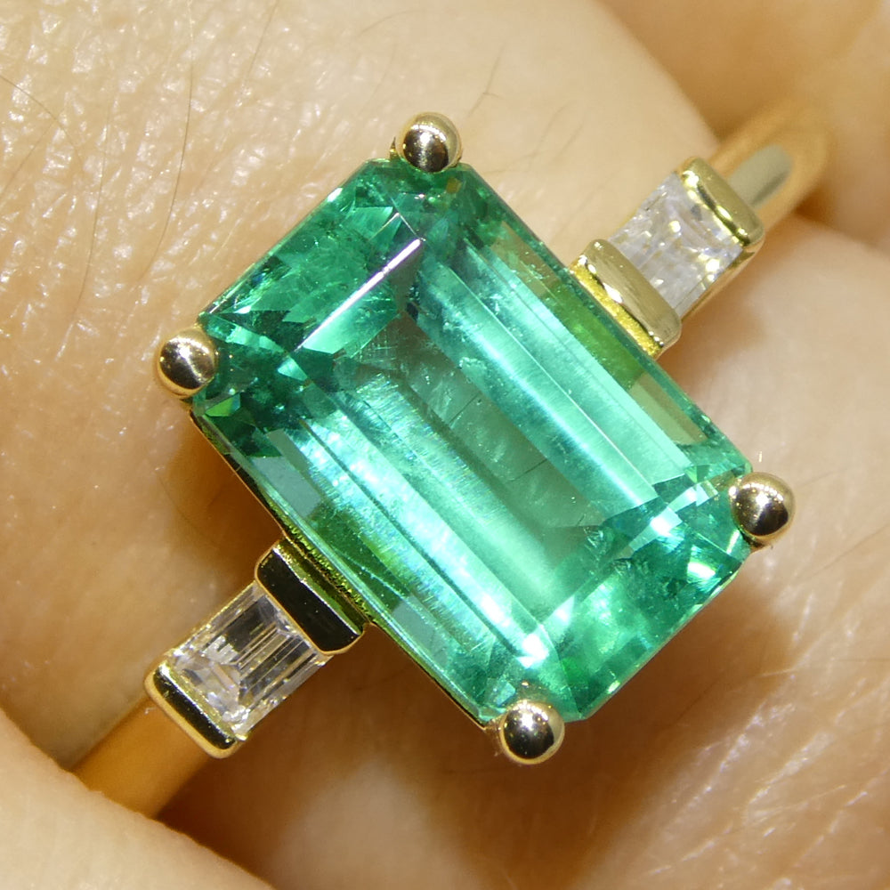2.07ct Green Emerald, Diamond Engagement Ring set in 18k Yellow Gold - Skyjems Wholesale Gemstones