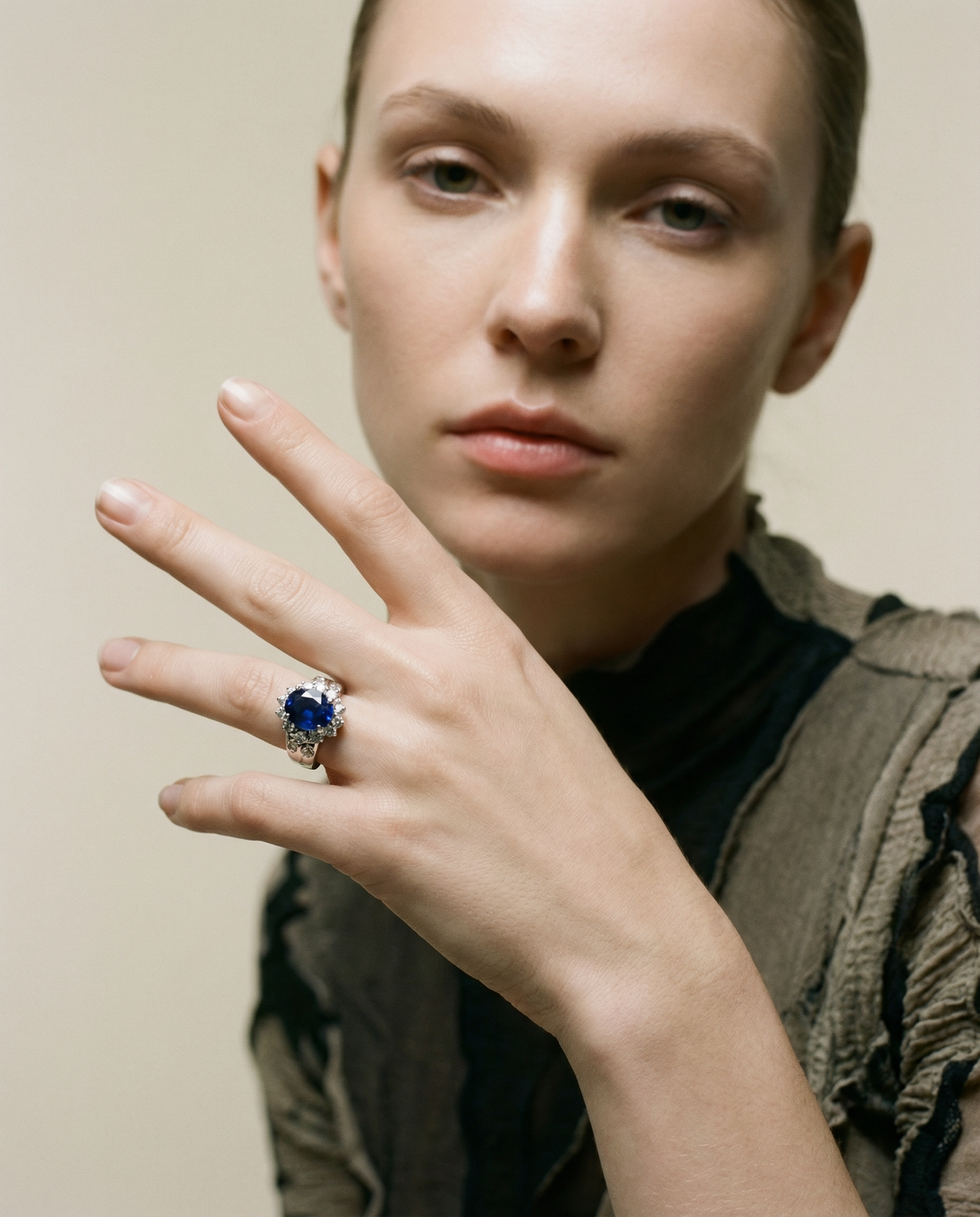 3.23ct Cushion Blue Sapphire, Diamond Engagement Ring set in Platinum, GIA Certified Thailand