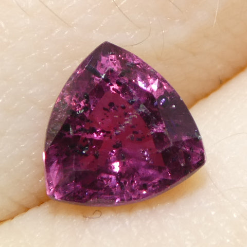 1.5ct Trillion Purplish-Pink Sapphire from Tanzania, Unheated