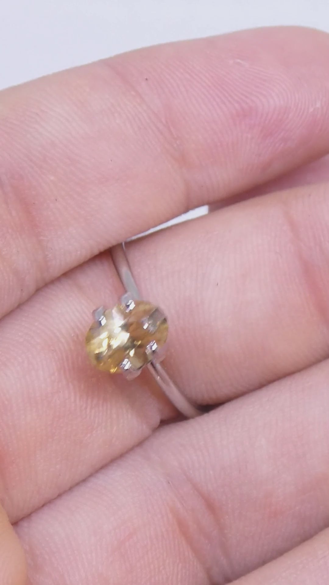 1.7ct Natural Earth Mined Oval Master Brilliant Cut Yellow Zircon from Sri Lanka — product video