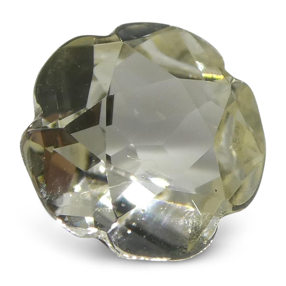 0.76ct Yellow Sapphire Flower - Skyjems Wholesale Gemstones