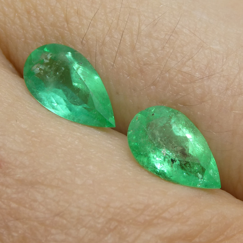 1.8ct Pair Pear Green Emerald from Colombia - Skyjems Wholesale Gemstones