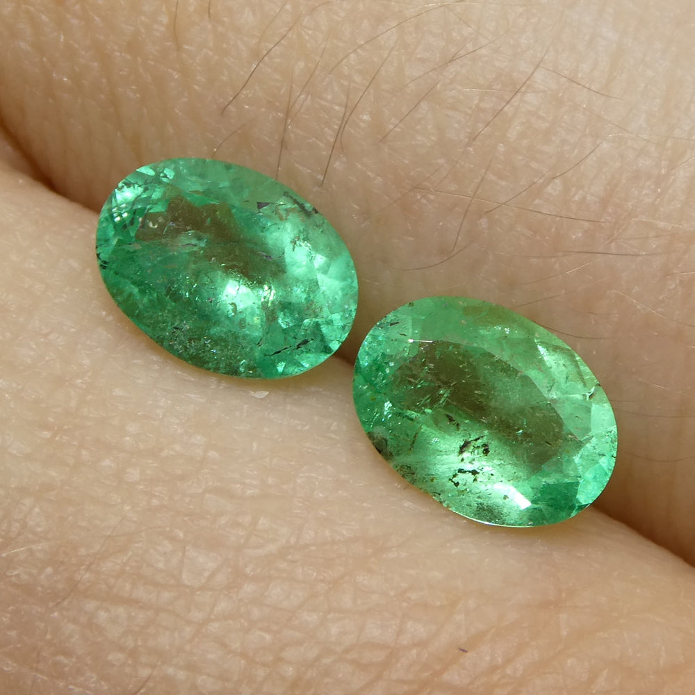 1.54ct Pair Oval Green Emerald from Colombia - Skyjems Wholesale Gemstones