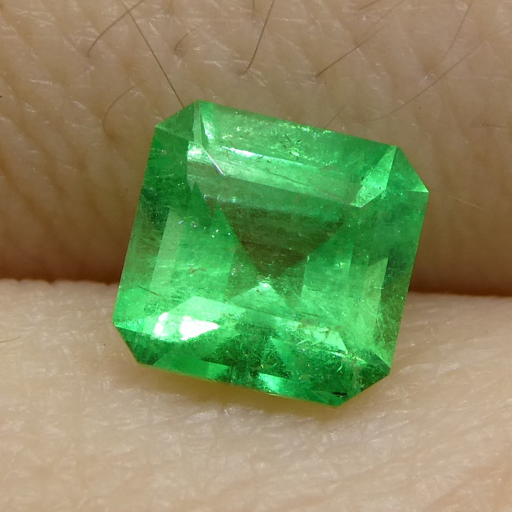 0.75ct Square Green Emerald from Colombia - Skyjems Wholesale Gemstones