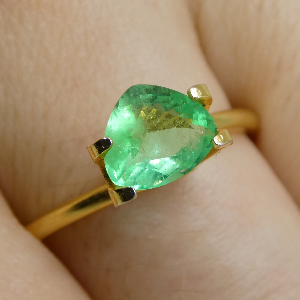 0.84ct Colombian Green Emerald Trillion Cut, Vibrant Green Gemstone by SkyJems Fine Gems Canada