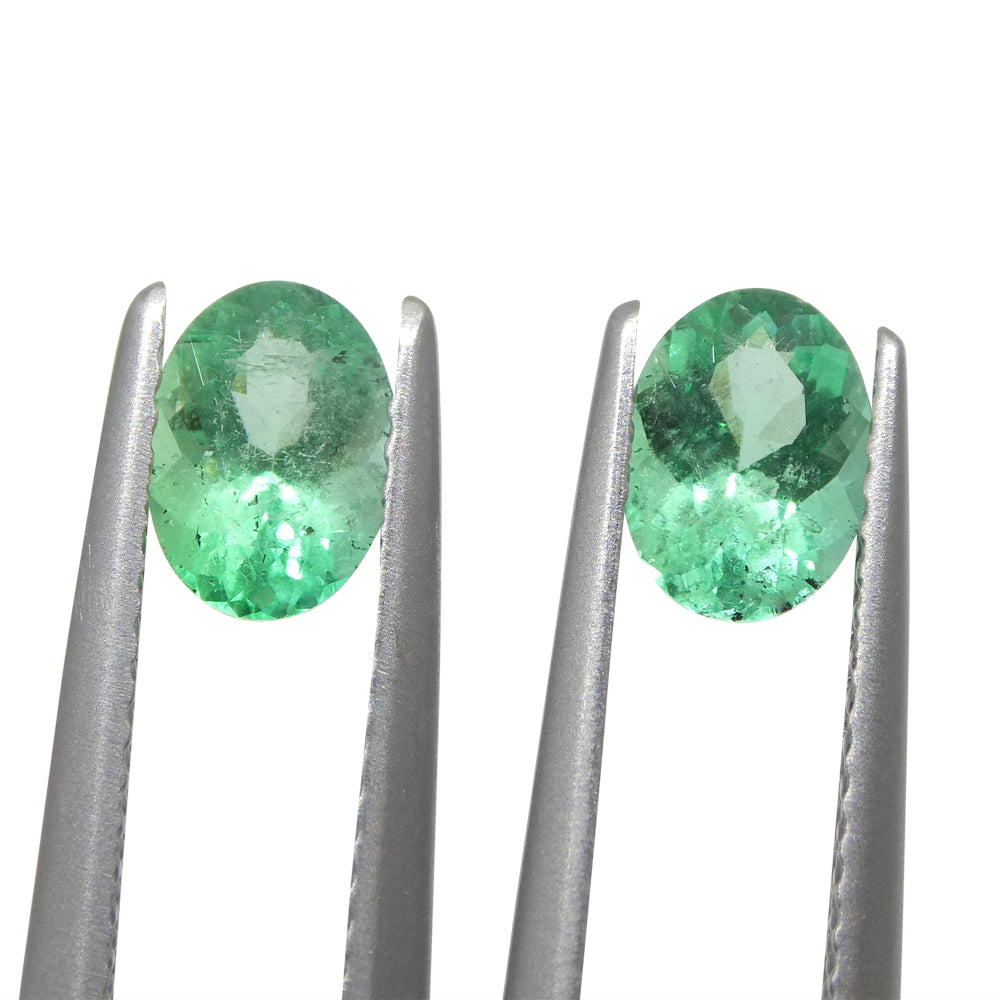 Emerald 1.24 cts 6.70 x 4.93 x 3.41 mm/6.80 x 4.86 x 3.73 Oval Green  $1000