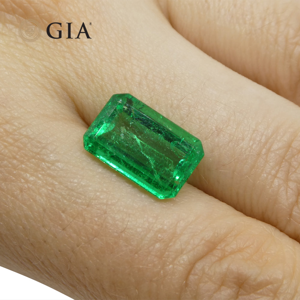 4.39ct Octagonal/Emerald Green Emerald GIA Certified Colombia - Skyjems Wholesale Gemstones