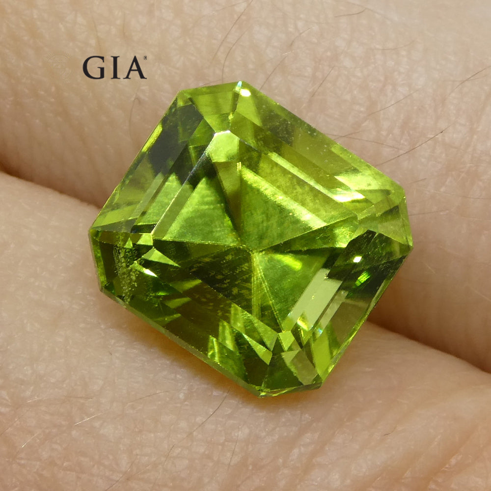 6.64ct Octagonal/Emerald Cut Yellowish Green Peridot GIA Certified - Skyjems Wholesale Gemstones