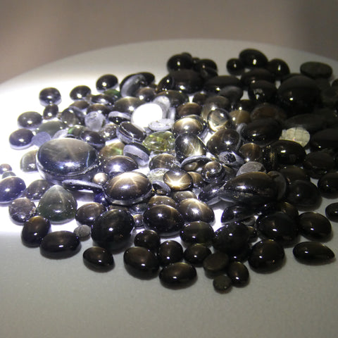 5.00cts Mixed Round, Oval, Pear Cabochon Black Star Sapphire Unheated Lot