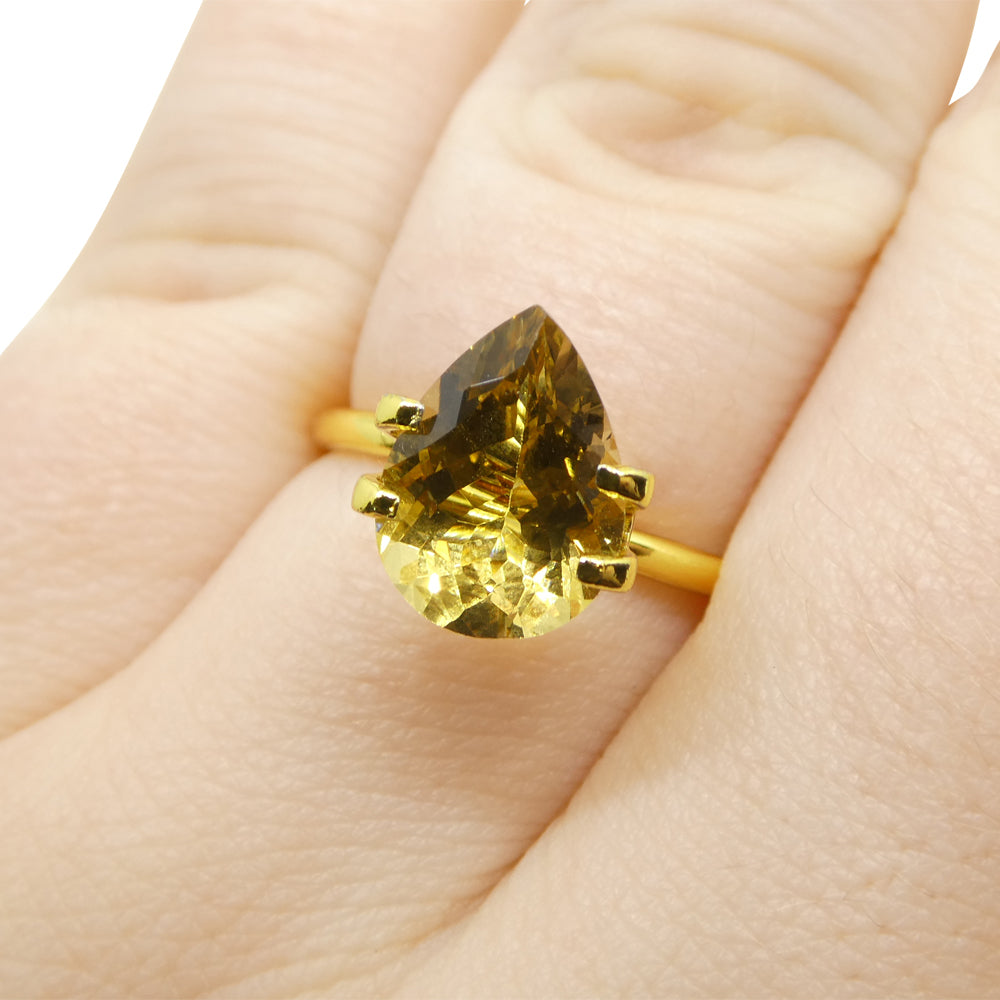 2.68ct Brazilian Pear Heliodor, golden yellow beryl gemstone from SkyJems Canadian gem specialists