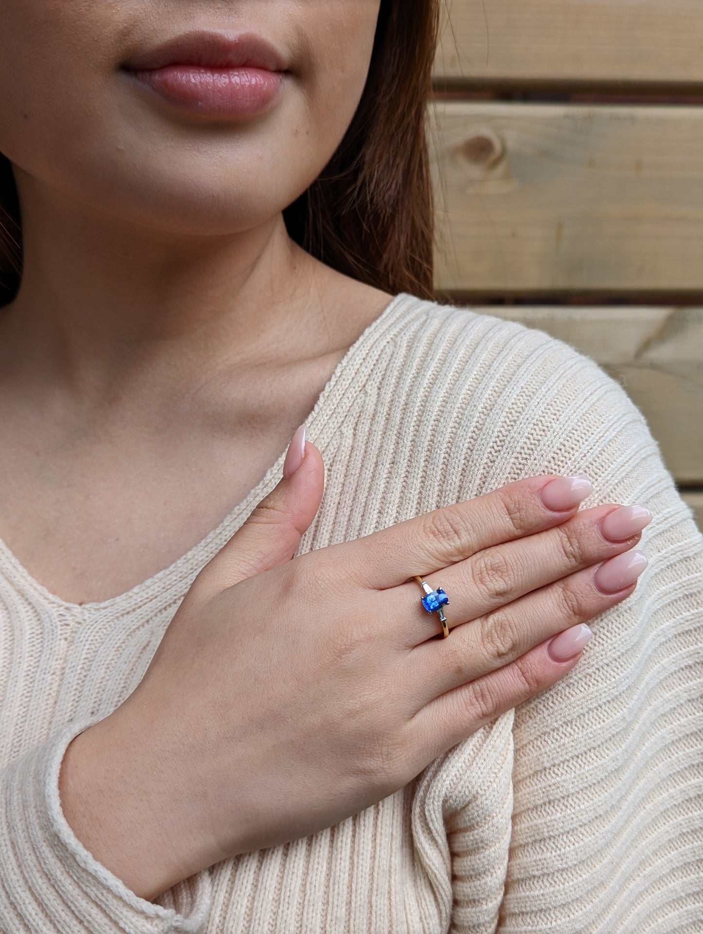 1.15ct Blue Sapphire & Diamond Ring set in 18k Yellow Gold, GIA Certified Sri Lanka - Skyjems Wholesale Gemstones