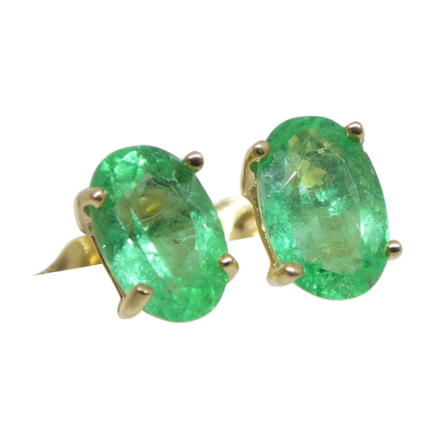 0.91ct Oval Green Colombian Emerald Stud Earrings set in 14k Yellow Gold