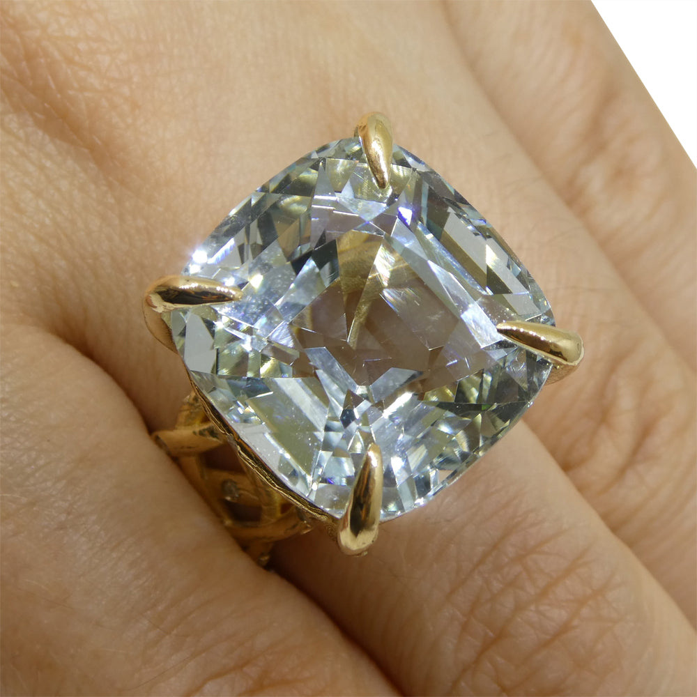 30.78ct Aquamarine and Diamond Vine Ring set in 14k Yellow Gold - Skyjems Wholesale Gemstones