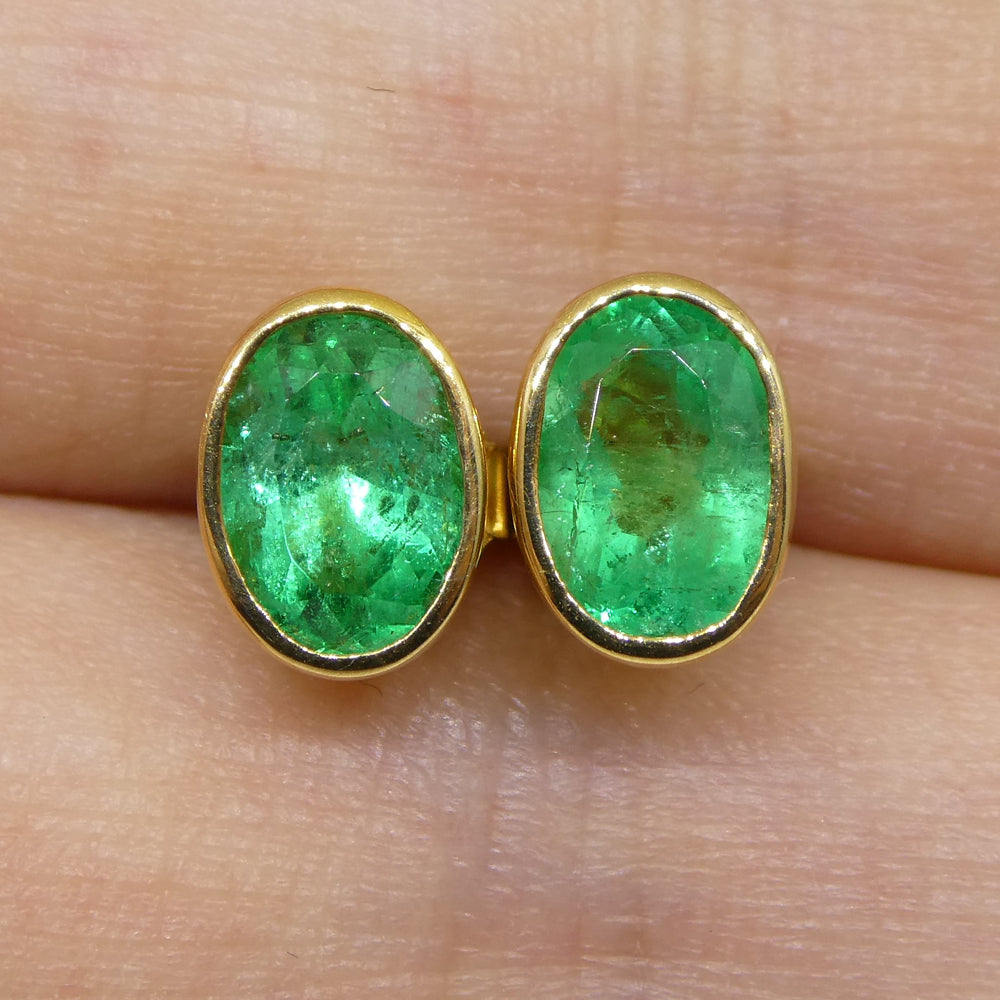 1.49ct Colombian Emerald Stud Earrings set in 18kt Yellow Gold - Skyjems Wholesale Gemstones