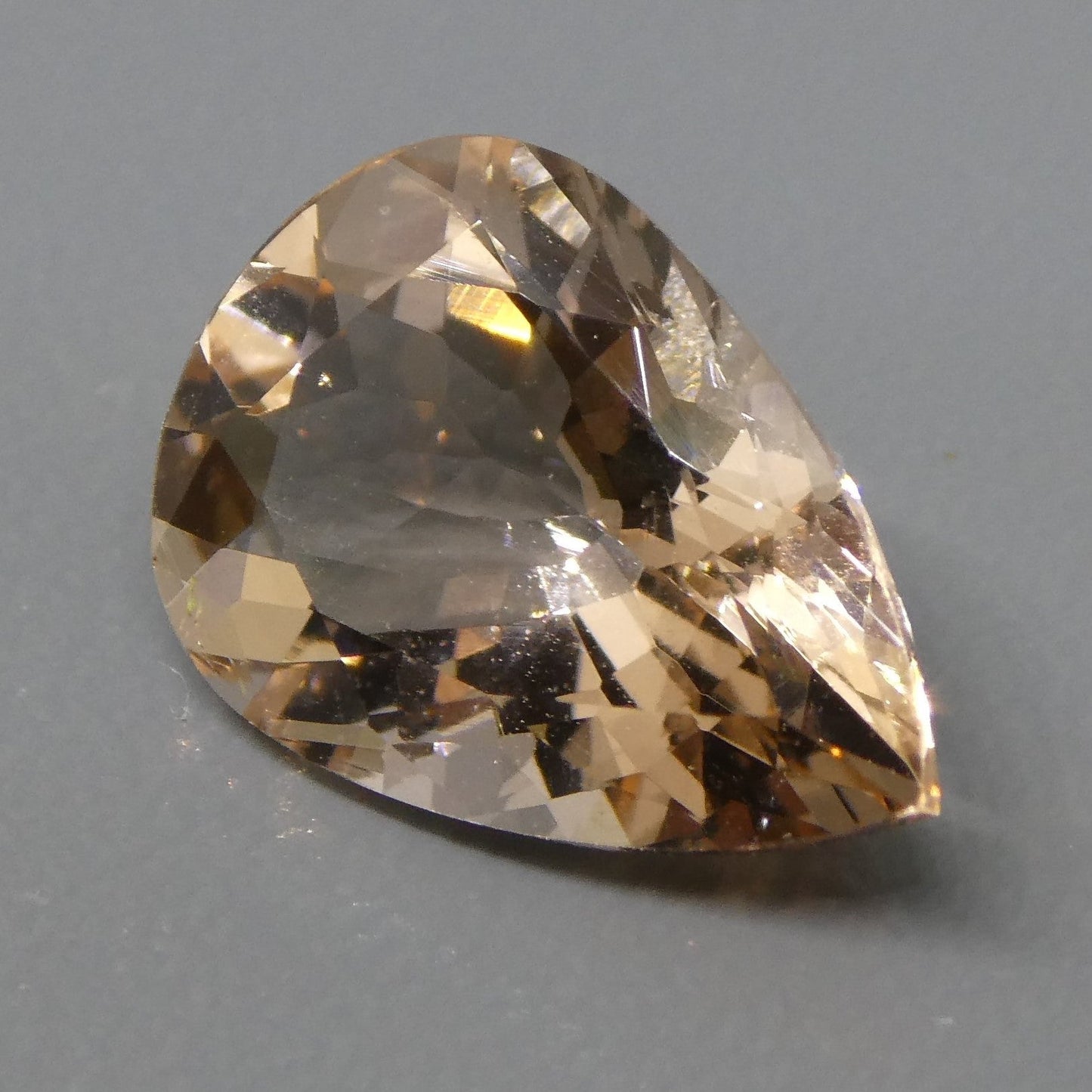 3.45ct Pear Morganite - Skyjems Wholesale Gemstones