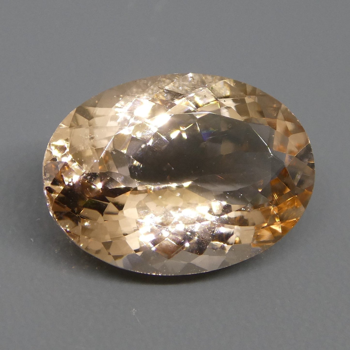 4.90ct Oval Morganite - Skyjems Wholesale Gemstones