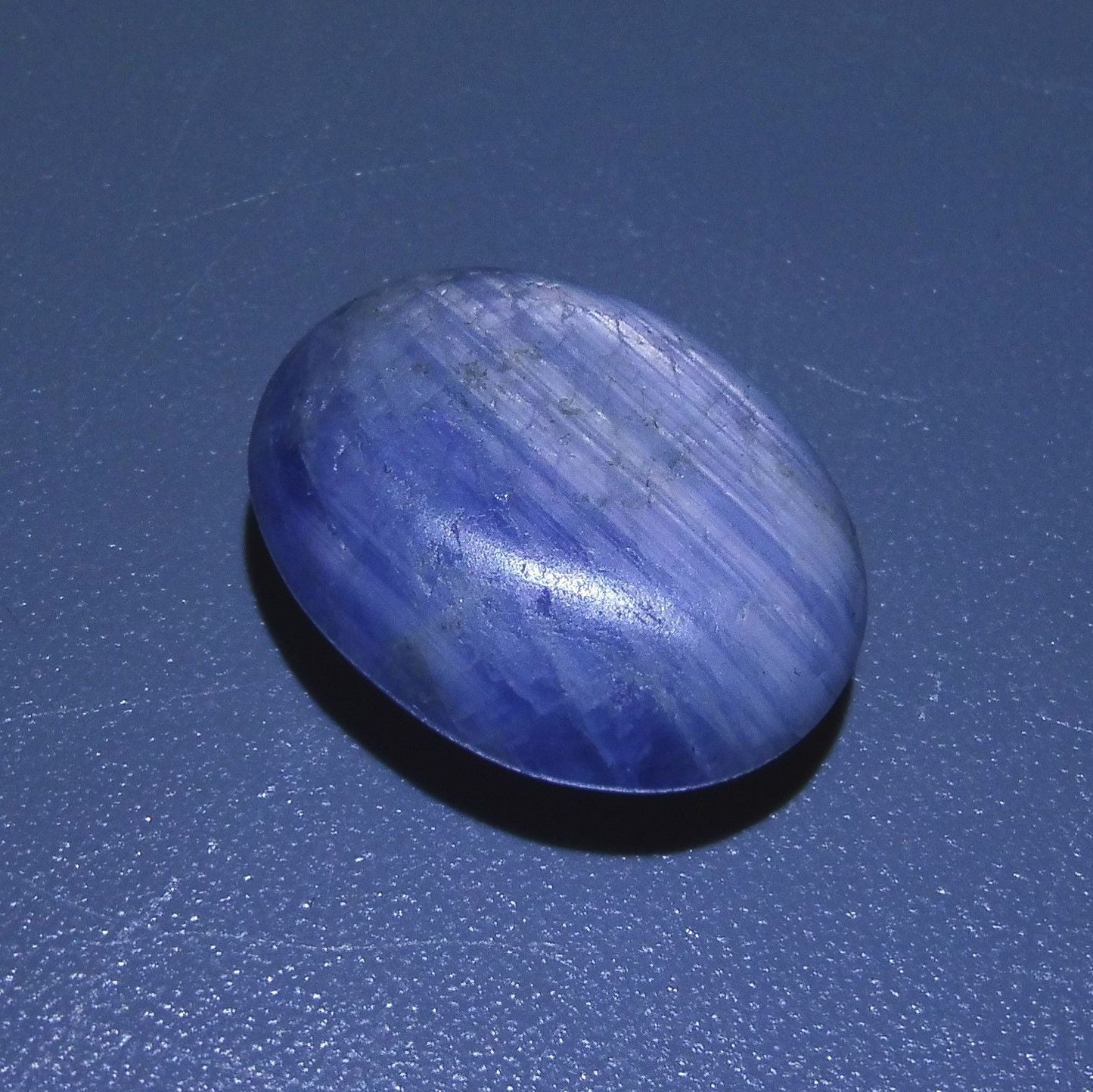 25 ct Oval Star Sapphire - Skyjems Wholesale Gemstones