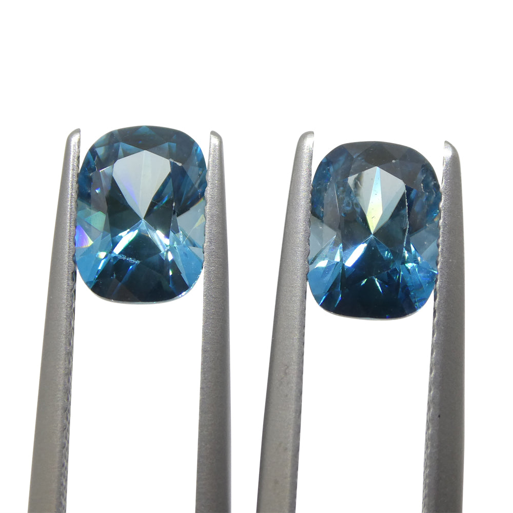 Zircon 4.66 cts 8.49 x 6.29 x 4.68 mm/8.58 x 6.26 x 4.52 Cushion Blue  $940