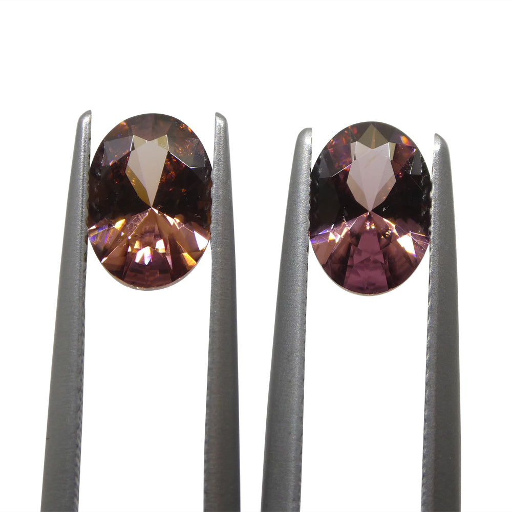 Zircon 3.21 cts 8.49 x 6.03 x 3.36 mm/ 8.50 x 6.07 x 3.69 Oval Pink  $810